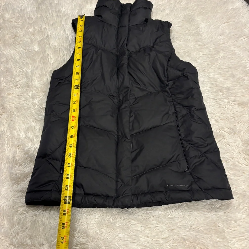 Columbia Black Omni Shield Down Puffer Vest Size S - Picture 2 of 11